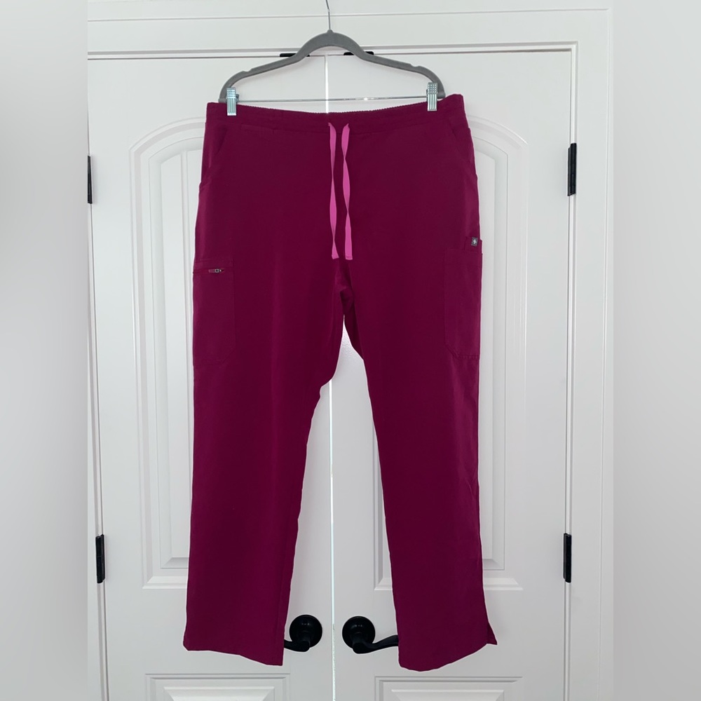 Figs women's Dark Magenta Yola Skinny Scrub Pants - XL